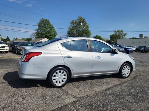 Used 2018 Nissan Versa SV image 10