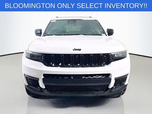 New 2025 Jeep Grand Cherokee L Limited w/ Luxury Tech Group II image 2