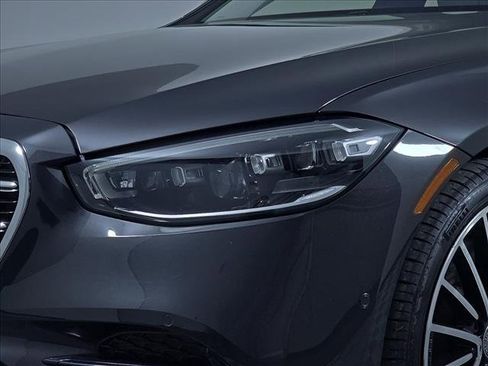 Certified 2022 Mercedes-Benz S 500 4MATIC image 12