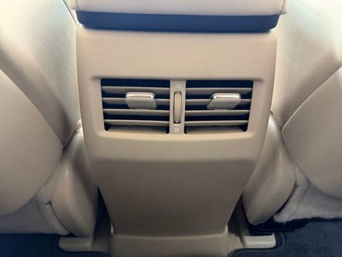 Used 2011 Lexus RX 350 2WD w/ Premium Pkg image 33