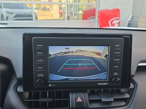 Certified 2021 Toyota RAV4 LE FWD image 18