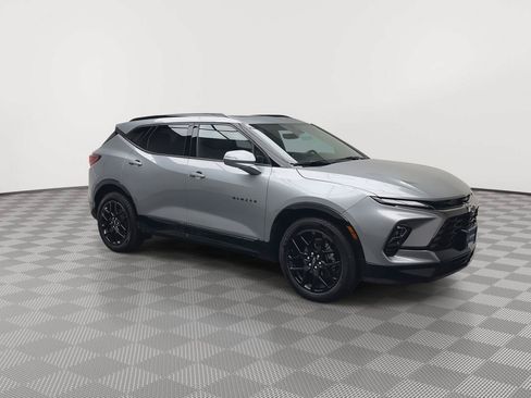 Certified 2025 Chevrolet Blazer RS w/ Driver Confidence II Package AWD/4WD image 46