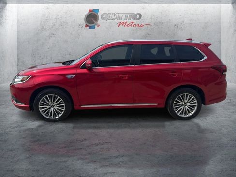 Used 2020 Mitsubishi Outlander SEL AWD/4WD image 2
