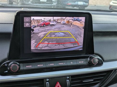 Used 2024 Kia Forte LXS image 18