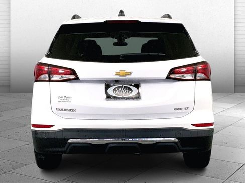 Used 2022 Chevrolet Equinox LT image 3