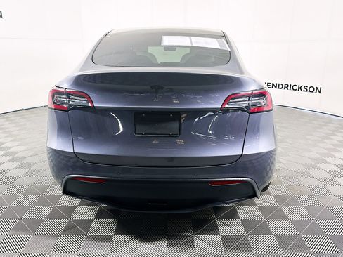 Used 2020 Tesla Model Y Long Range image 6