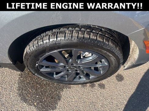 Used 2024 Chevrolet Equinox RS w/ RS Leather Package image 24
