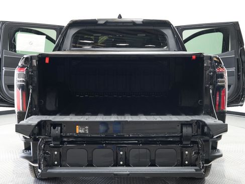 New 2025 GMC Sierra EV Denali image 13