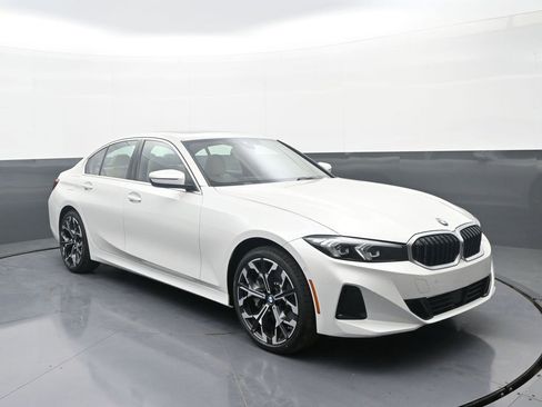 New 2026 BMW 330i xDrive Sedan w/ Premium Package AWD/4WD image 3