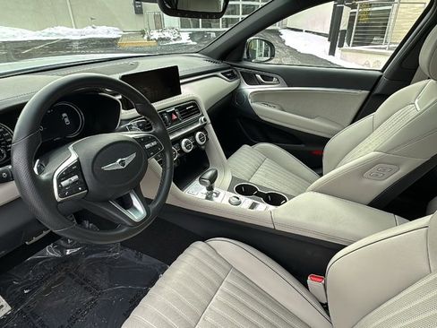Used 2022 Genesis G70 3.3T w/ Sport Advanced Package image 17