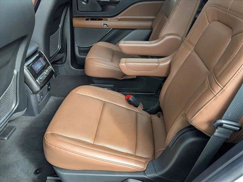 Used 2022 Lincoln Aviator Reserve w/ Class IV Trailer Tow Package image 20