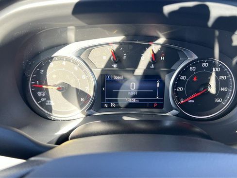 Used 2023 GMC Acadia SLE w/ Elevation Edition image 12