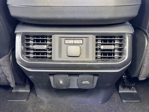 Used 2023 Ford F150 Lariat w/ Equipment Group 502A High AWD/4WD image 46
