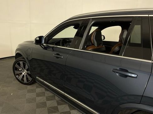 Certified 2024 Volvo XC90 T8 Ultimate AWD/4WD image 38