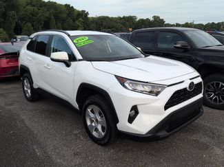 Used 2021 Toyota RAV4 XLE FWD video 1