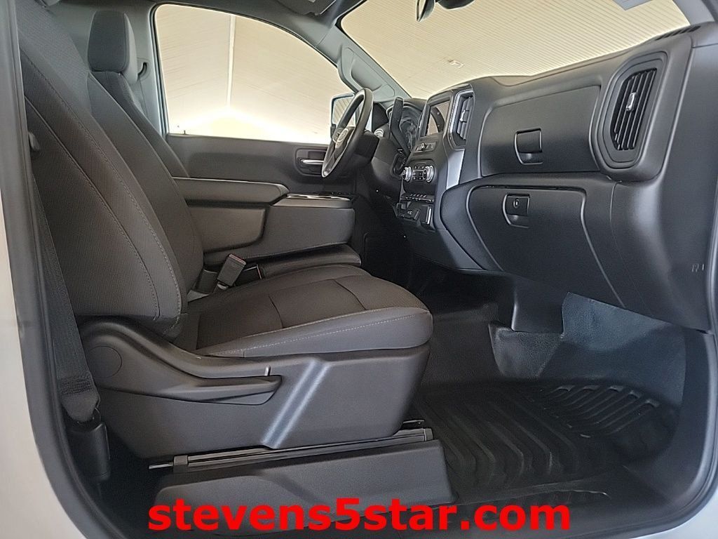 Used 2025 GMC Sierra 3500 Pro w/ Convenience Package AWD/4WD image 7