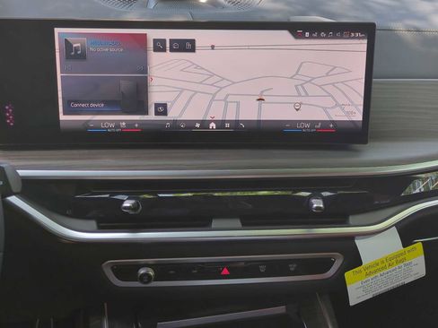 New 2026 BMW X7 M60i image 30