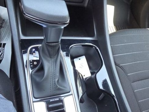 Used 2023 Hyundai Santa Cruz SEL w/ Activity Package FWD image 20