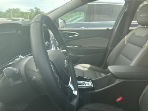 Used 2025 Chevrolet Trax ACTIV w/ Driver Confidence Package FWD image 33