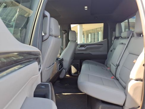 Used 2024 Chevrolet Silverado 1500 LTZ w/ LTZ Convenience Package II AWD/4WD image 12