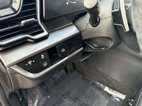 Used 2023 Kia Sportage EX image 26