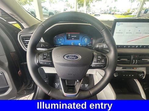 Certified 2024 Ford Escape SE w/ PHEV Premium Package FWD image 16