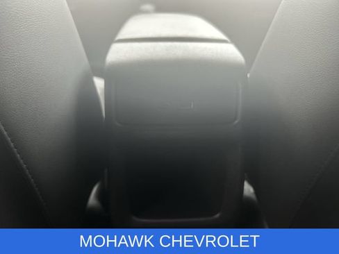 Used 2025 Chevrolet Trax LT w/ Driver Confidence Package FWD image 20