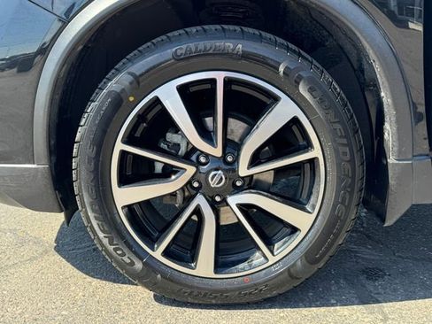 Used 2019 Nissan Rogue SL w/ Premium Package AWD/4WD image 45