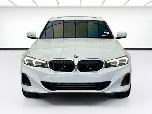 Used 2025 BMW 330i Sedan w/ Convenience Package RWD image 2