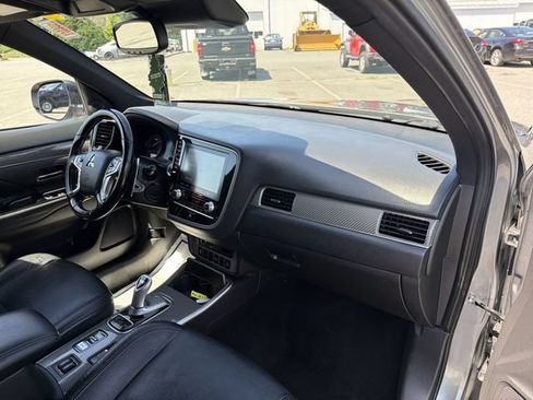 Used 2022 Mitsubishi Outlander SEL AWD/4WD image 30