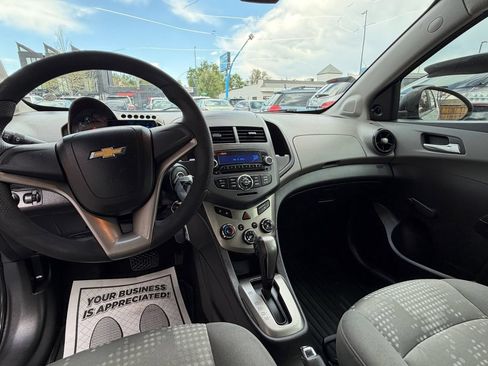 Used 2012 Chevrolet Sonic LS FWD image 8