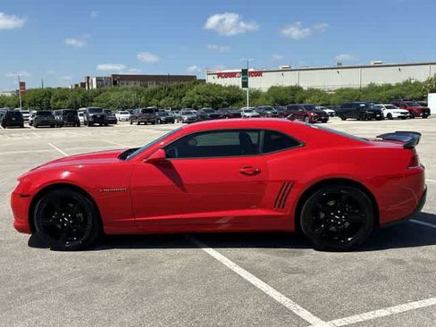 Used 2015 Chevrolet Camaro LS RWD image 3