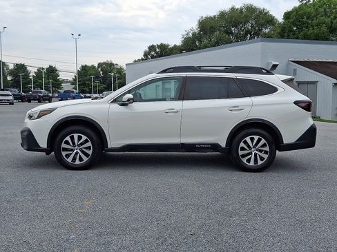 Used 2020 Subaru Outback Premium w/ Popular Package #1 AWD/4WD image 4