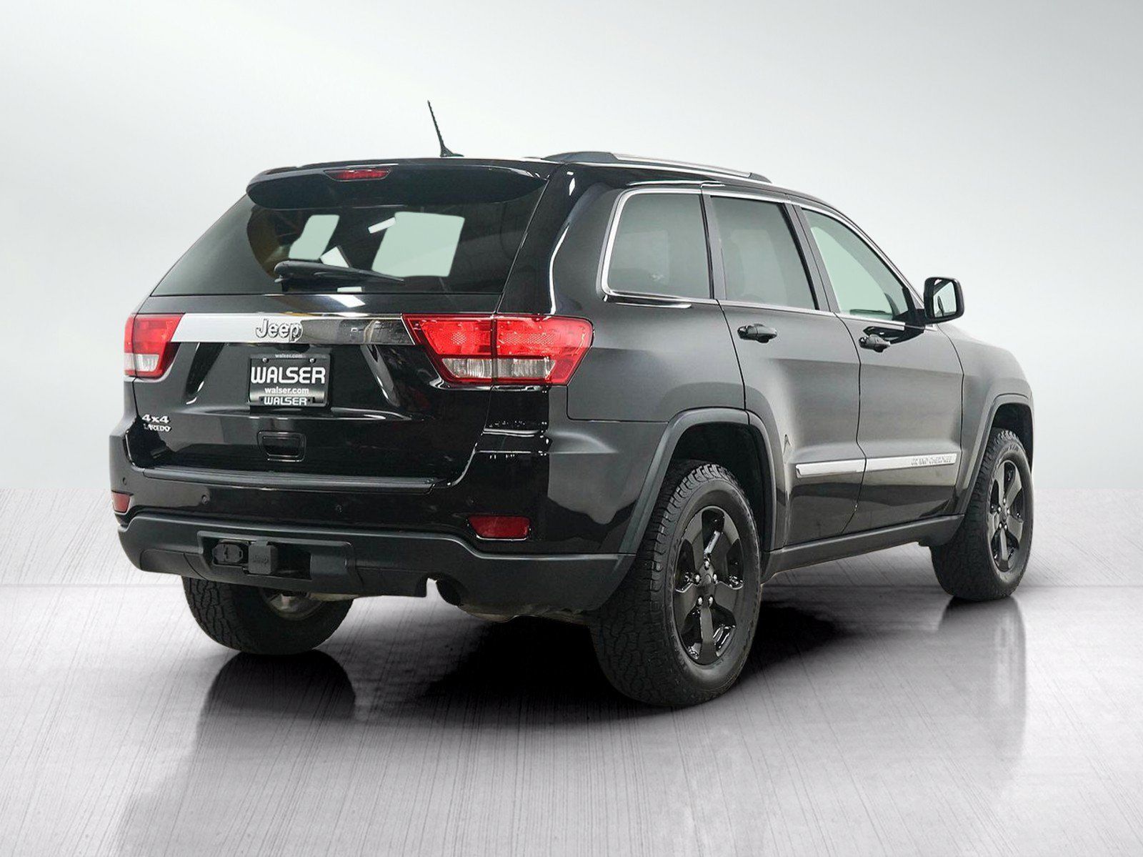 Used 2013 Jeep Grand Cherokee Laredo AWD/4WD image 5