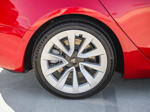 Used 2021 Tesla Model 3 Standard Range Plus RWD image 11