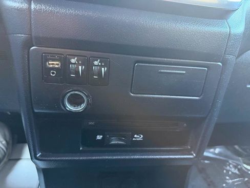 Used 2015 Toyota Sienna SE Premium FWD image 85