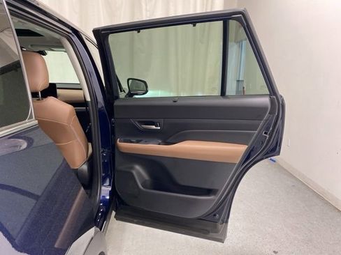 Used 2026 Toyota Grand Highlander AWD image 37