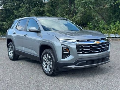 New 2027 Chevrolet Equinox LT AWD/4WD image 9