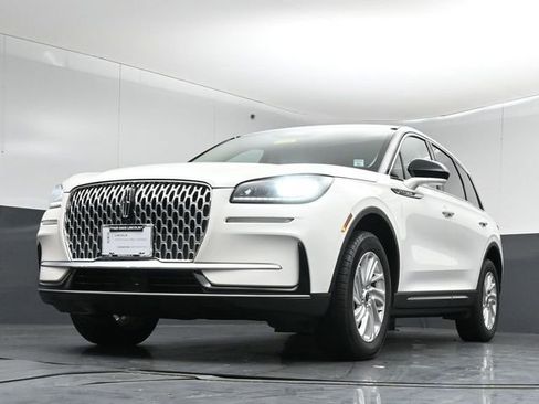 Used 2023 Lincoln Corsair AWD image 34