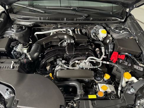 Certified 2025 Subaru Outback Touring AWD/4WD image 15
