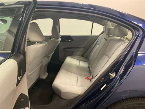 Used 2014 Honda Accord LX image 18