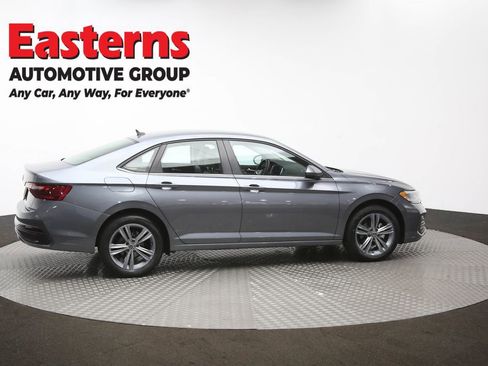 Used 2024 Volkswagen Jetta SE image 48