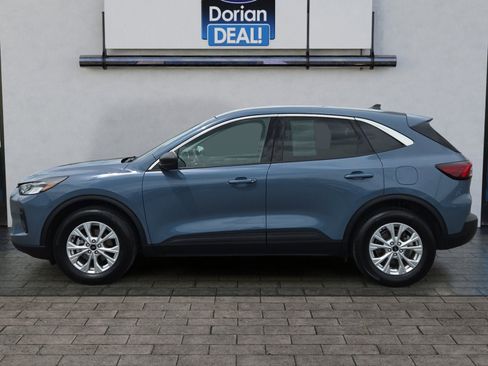 Used 2023 Ford Escape Active AWD/4WD image 6
