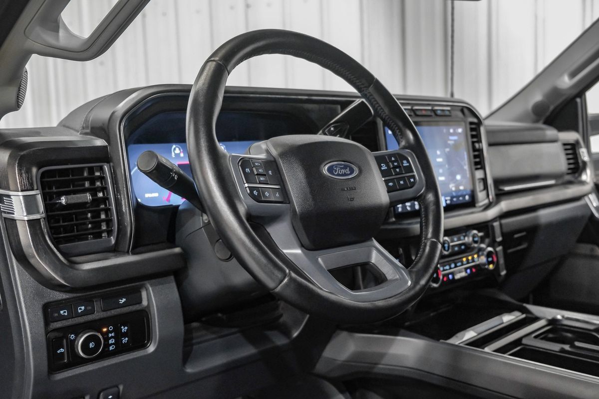 Used 2023 Ford F350 Lariat w/ FX4 Off-Road Package AWD/4WD image 14