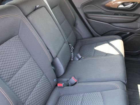 Used 2021 GMC Terrain SLE w/ Elevation Edition FWD image 15