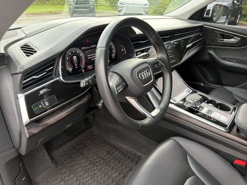 Used 2022 Audi Q8 Prestige AWD/4WD image 37