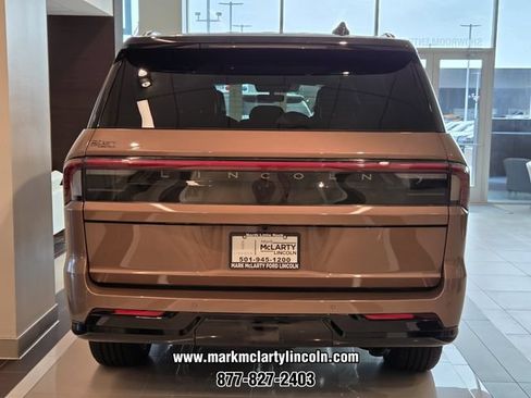 New 2026 Lincoln Navigator Black Label AWD/4WD image 6