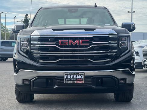 New 2026 GMC Sierra 1500 SLT w/ SLT Convenience Package image 3