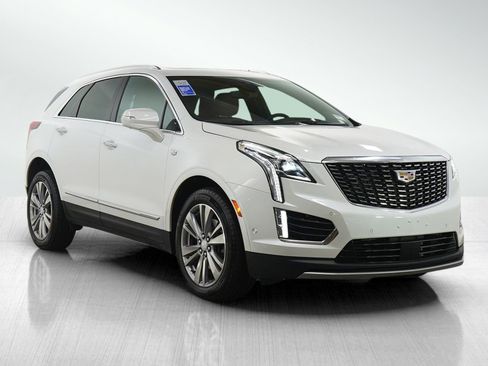 Used 2024 Cadillac XT5 Premium Luxury image 7