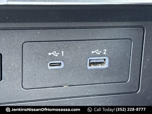 Certified 2024 Nissan Armada SV RWD image 37